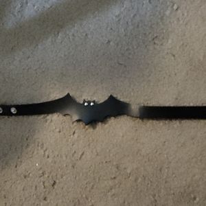 Adorable imitation leather bat choker